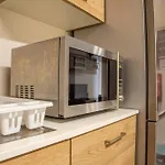 Spacious, Modern 3 Bedroom -