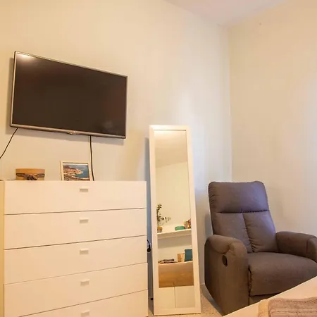 Spacious, Modern 3 Bedroom - * San Pawl il-Baħar