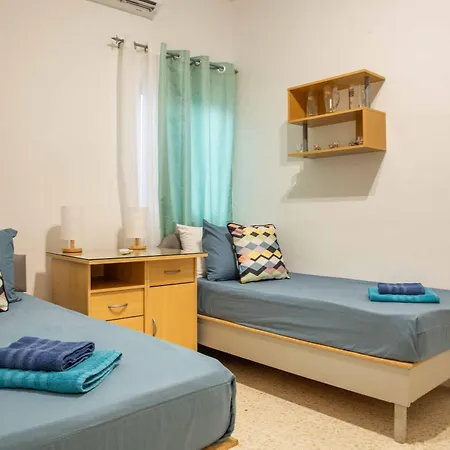 Apartment Spacious, Modern 3 Bedroom -